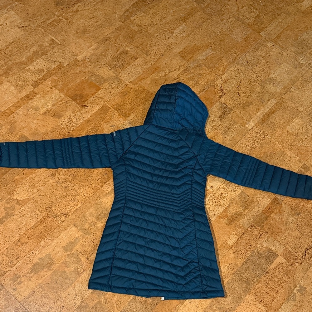 Columbia Women's Puffer Jacket - Deep Teal - Picture 5 of 5